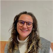 Profesora de refuerzo de catalán a alumnos de primaria y secundaria a domicilio